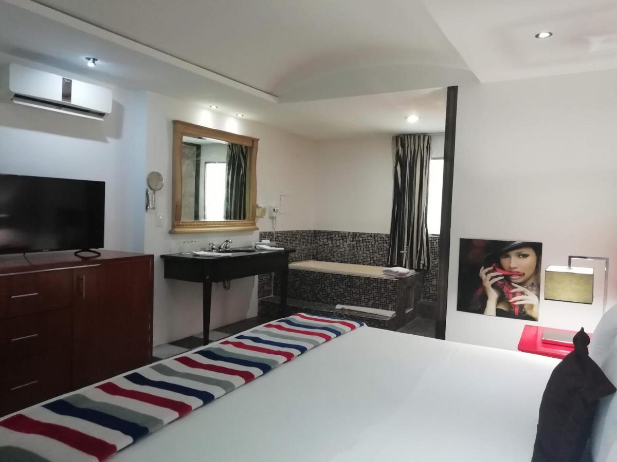 Spazio Boutique Hotel Cancún Esterno foto